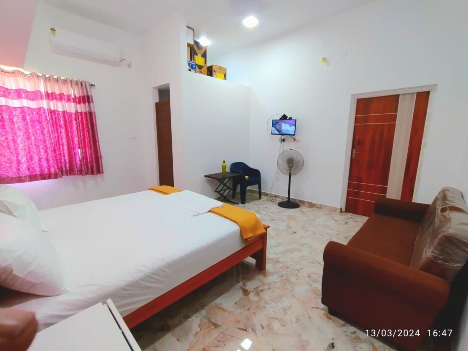 Lodge Arul