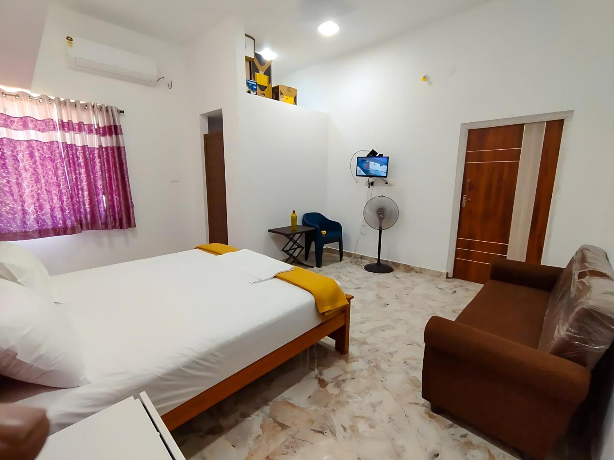 Lodge Arul *